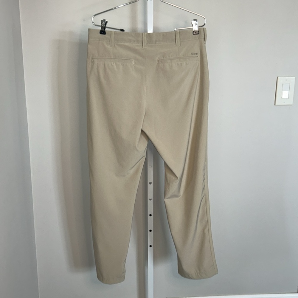 IZOD Golf Khaki Straight Front Pants Size 36X32 - Picture 9 of 9